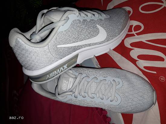 Vand Adidași  Nike Air Max Numărul 36 Noi.