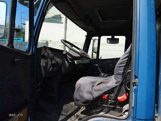 Lichidator judiciar,    vand camion Mercedes -