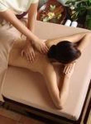 asistent medical; efectuez masaj profesional la domiciliu