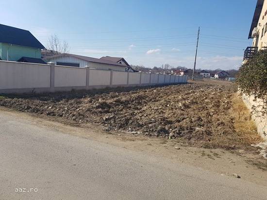 Teren 700mp Mica Roma Bucov PH
