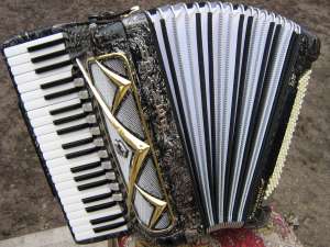 Vand acordeon Hohner Organola de Luxe.