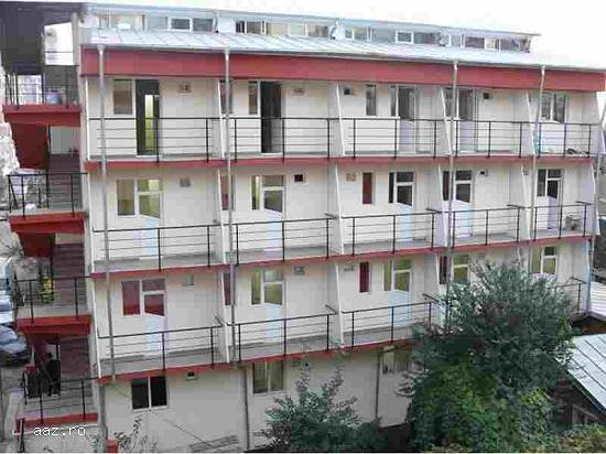 Inchiriem camere pentru muncitori;