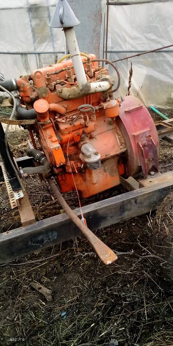 Motor perkins 4 cilindri