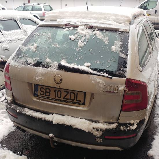 Lichidator judiciar,   vand autoturism Skoda - Medias