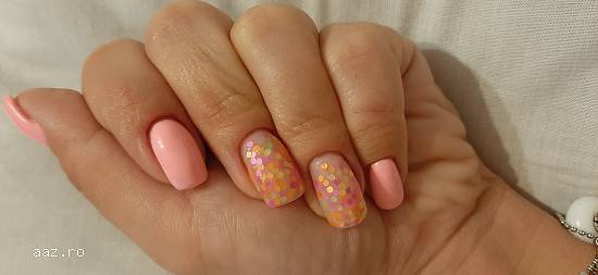 Manichiura cu gel (*****)