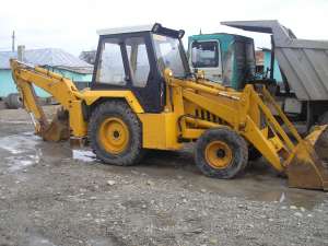 buldoexcavator de vanzare