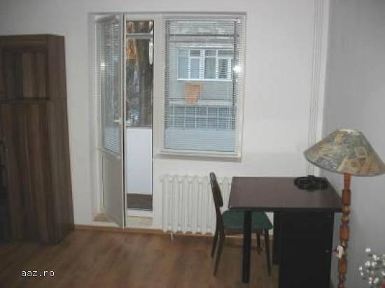 Inchiriez Garsoniera zona Bd. Basarabia-Stadionul National-Diham