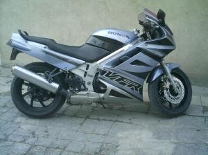 VAND HONDA VFR 750