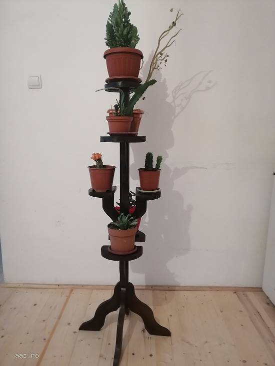 Suport Pentru FLori Din Lemn Masiv Model Tower Mushroom Pentru 7 Ghivece