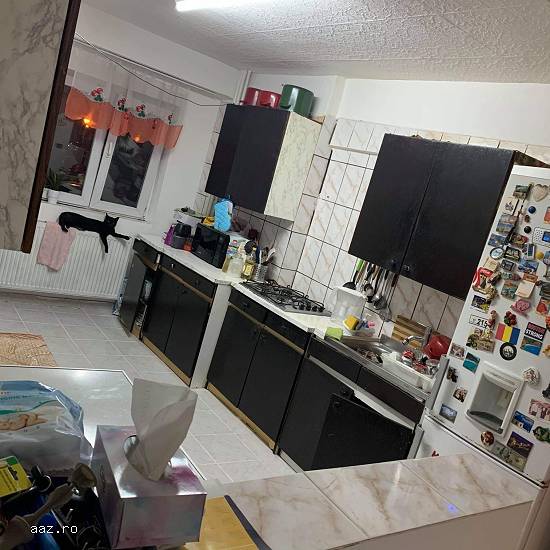 Vând Apartament 3 Crangasi