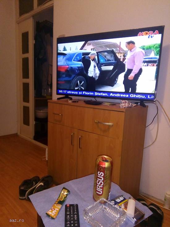 Vând tv Samsung Smart