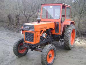Tractor U650