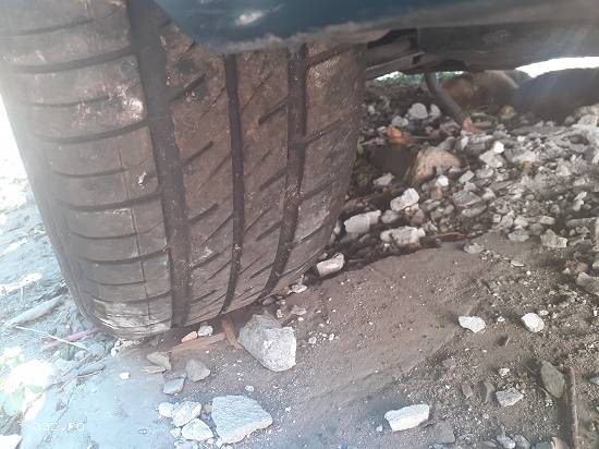 Vand anvelope cu tot cu jenti