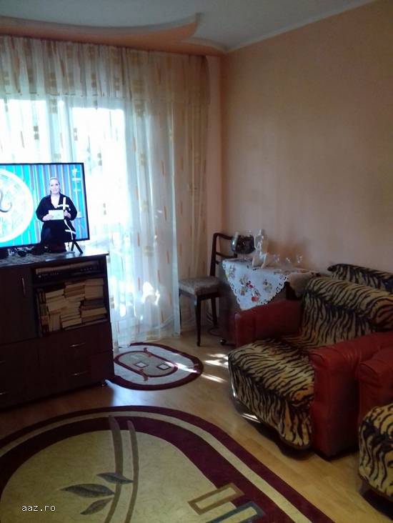 Proprietar vand apartament cu 2 camere
