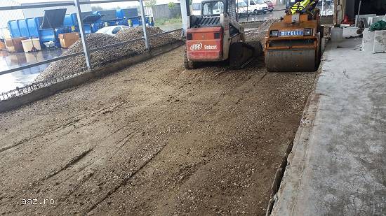 Inchiriez buldoexcavator