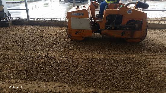 Inchiriez buldoexcavator