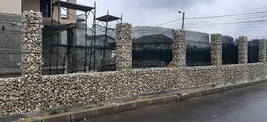 Montaj garduri,  gabioane,  plasa bordurata,  porti