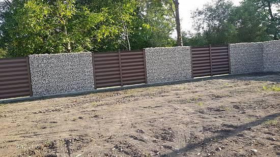 Montaj garduri,  gabioane,  plasa bordurata,  porti
