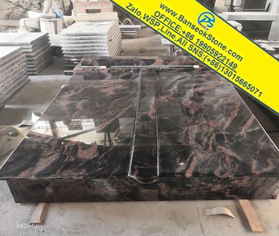 Monumente Funerare Cruci din marmura si granit cruci granit,   cruce granit,   Monumente Funerare di