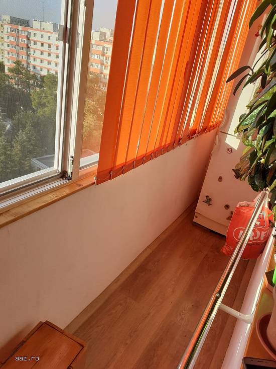 Proprietar vând garsonieră