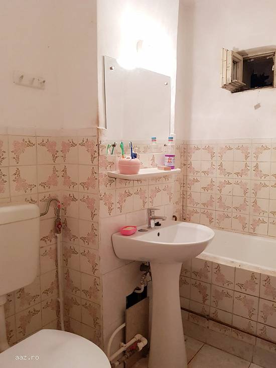 apartament 3 camere Gaesti