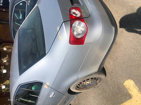 Autoturism VW JETTA (gri).