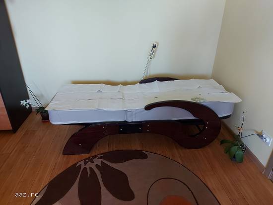Masaj de relaxare pe pat de masaj cu role de jad