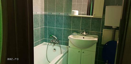 Particular inchiriez apartament 2 camere in Titan
