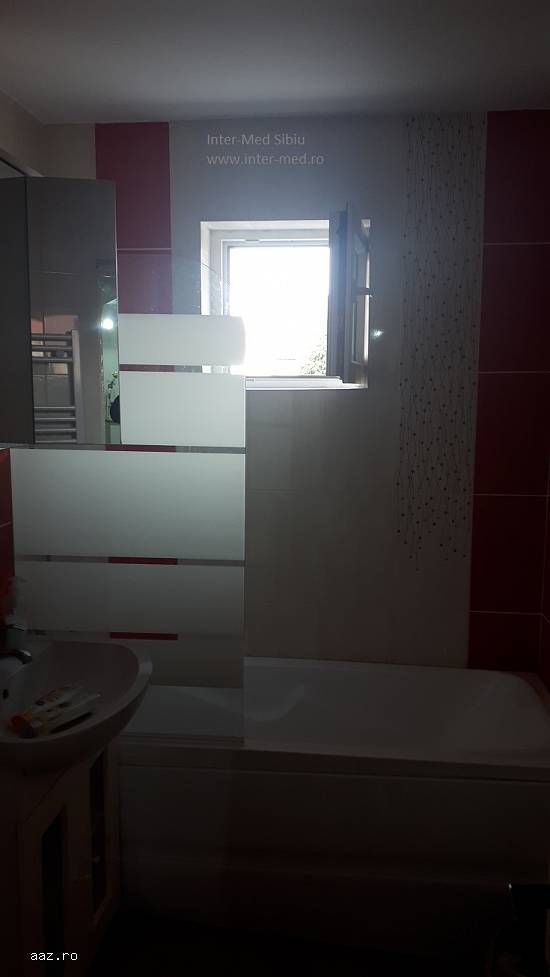 Apartament 3 camere decomandat Sibiu