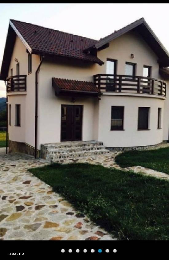 Vila in loc Alexandru cel Bun,  centru 250000 euro