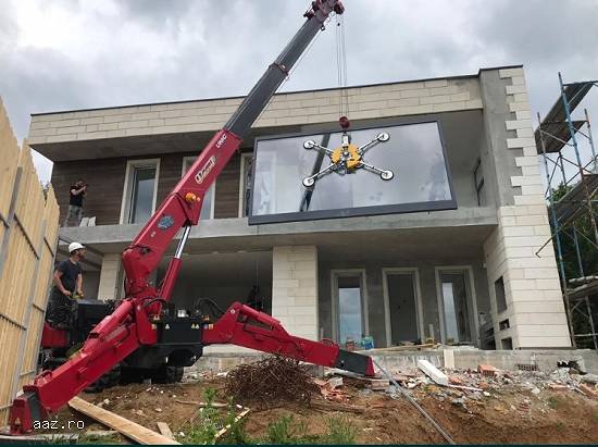 Inchiriere stivuitor 3,  5-7 t și macara