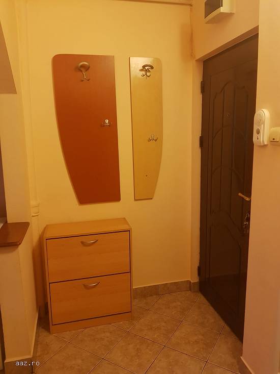 Vand apartament 2 camere finisat,   mobilat