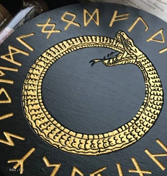 Placa divinatie rune+cadou un set de rune  auriu gravat