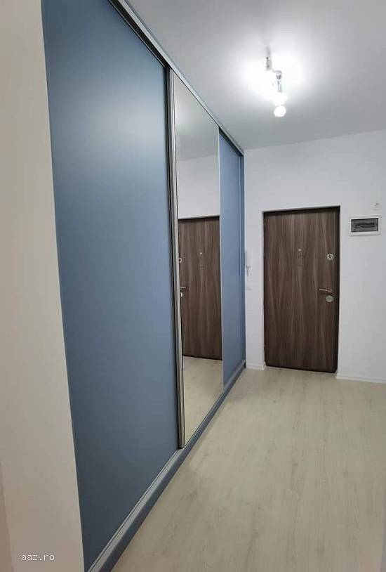 Apartament cât casa