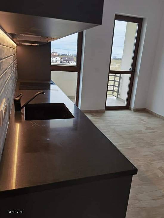 Apartament cât casa