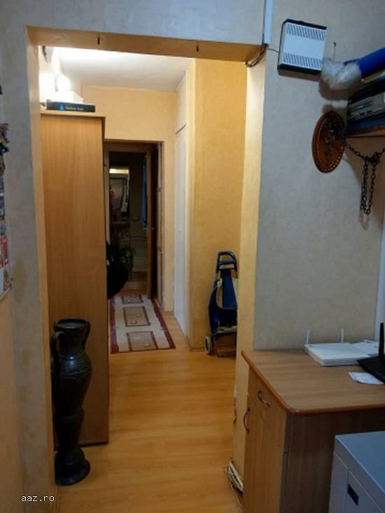 Ap 4 cam,   80mp,   Bucuresti,   Colentina,   93000 euro