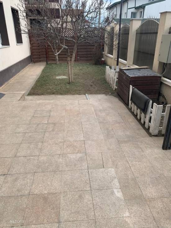 Vila 300MP,  Berceni,  Bucuresti,   2000 euro