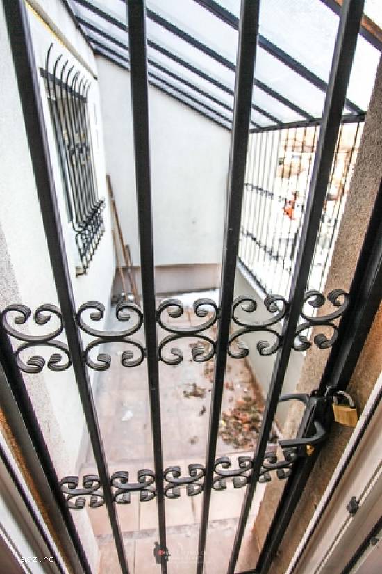 Ap 3 cam,   100mp,  b-dul decebal,   Bucuresti,   800 euro