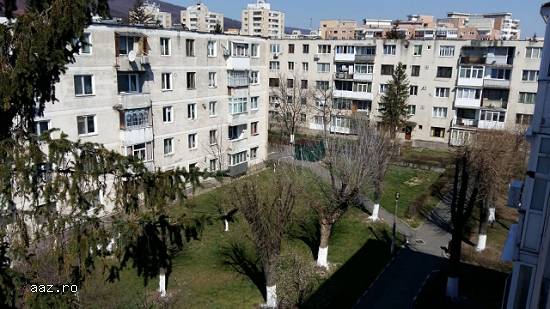 Ap 2 cam,   46 mp,   Rm Valcea,   47000 euro