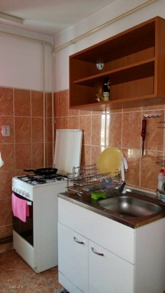 Ap 2 cam,   46 mp,   Rm Valcea,   47000 euro