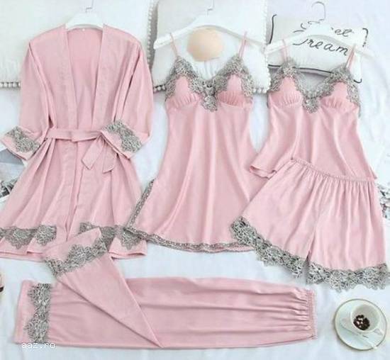 Pijama superba din satin