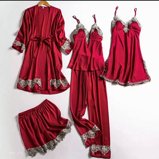 Pijama superba din satin