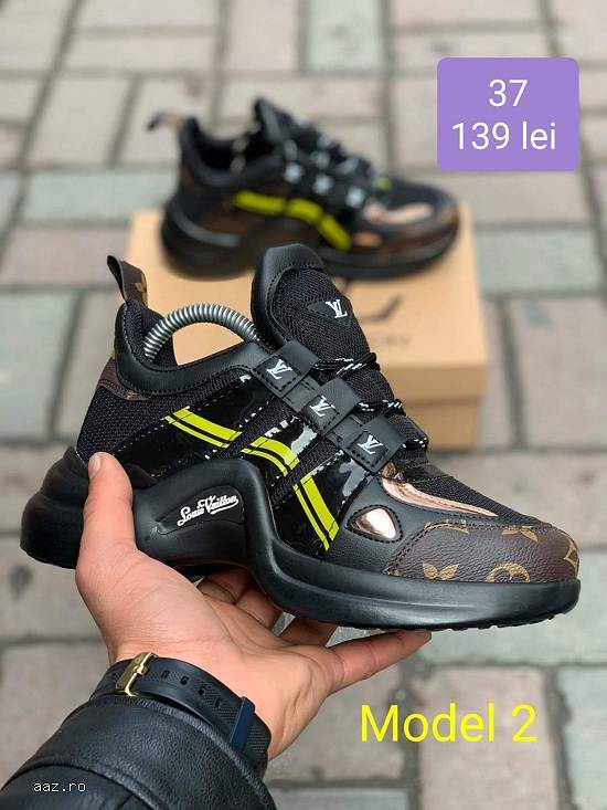 Adidasi
