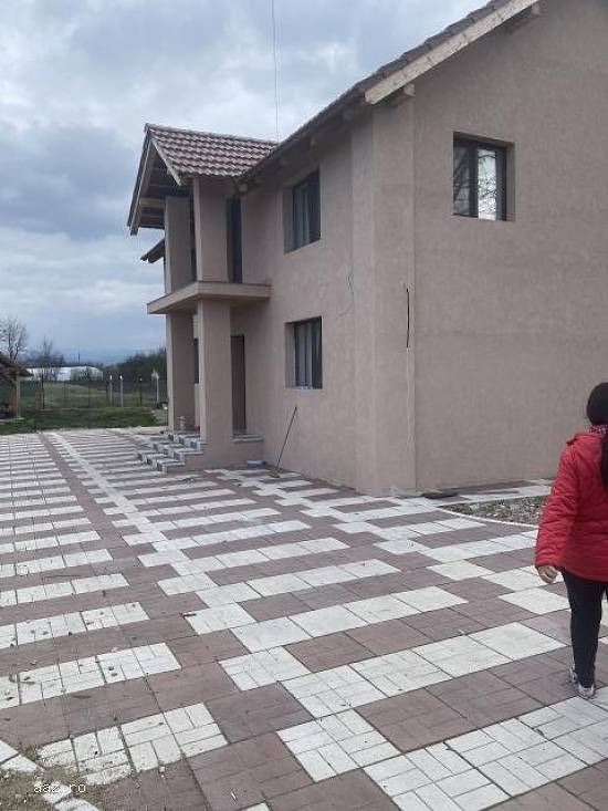 Vila 130 mp,   Aurel Vlaicu,  HD,   128000 euro
