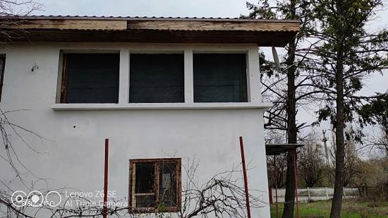 Vila 200 mp,   curte libera 3600mp,   Dridu,   50000 euro