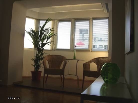 Ap 3 cam,   77mp,   Universitate,   Bucuresti,   700 euro