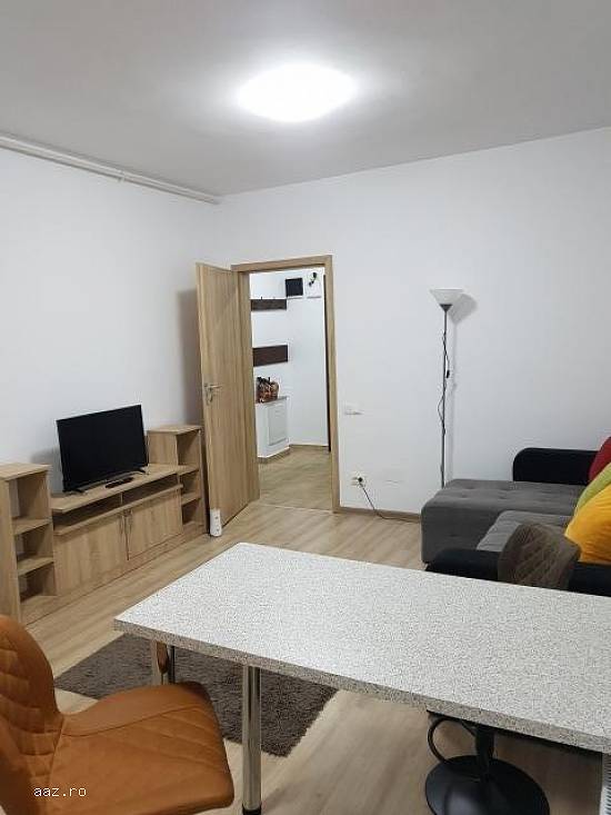 Ap 2 cam,   43mp,   Militari,   Bucuresti,   350 euro