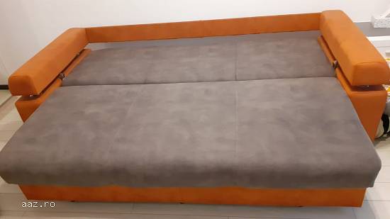 Canapea extensibila de 3 persoane
