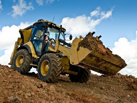 Inchiriez excavator pe senile