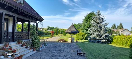 Vila 350 mp,   Almas,   Neamt,   280000 euro